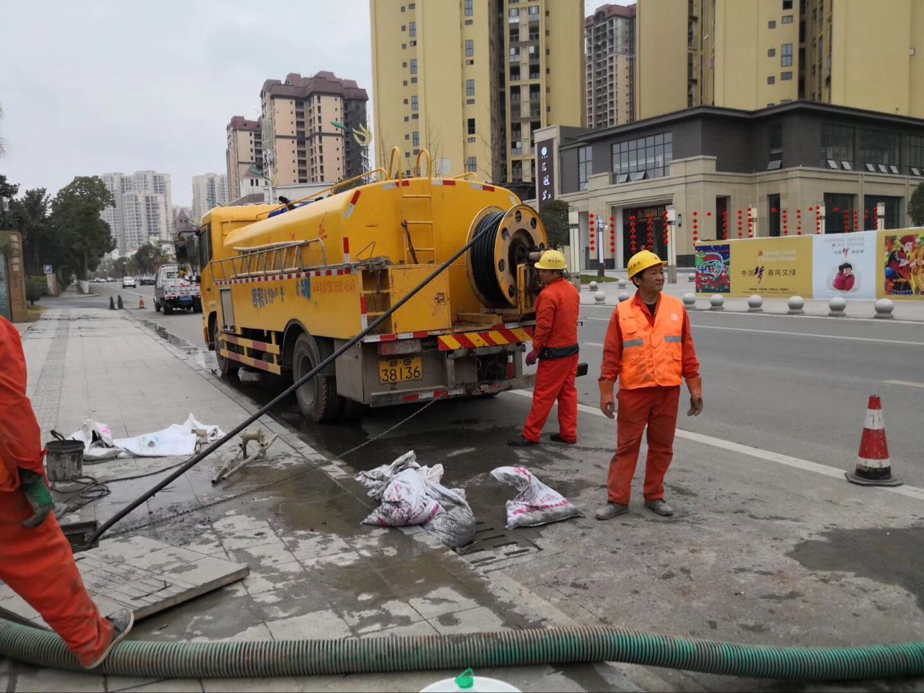 海南藏族排污管道清淤-管道清洗