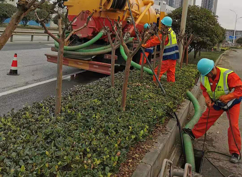 海南藏族市政管道清淤